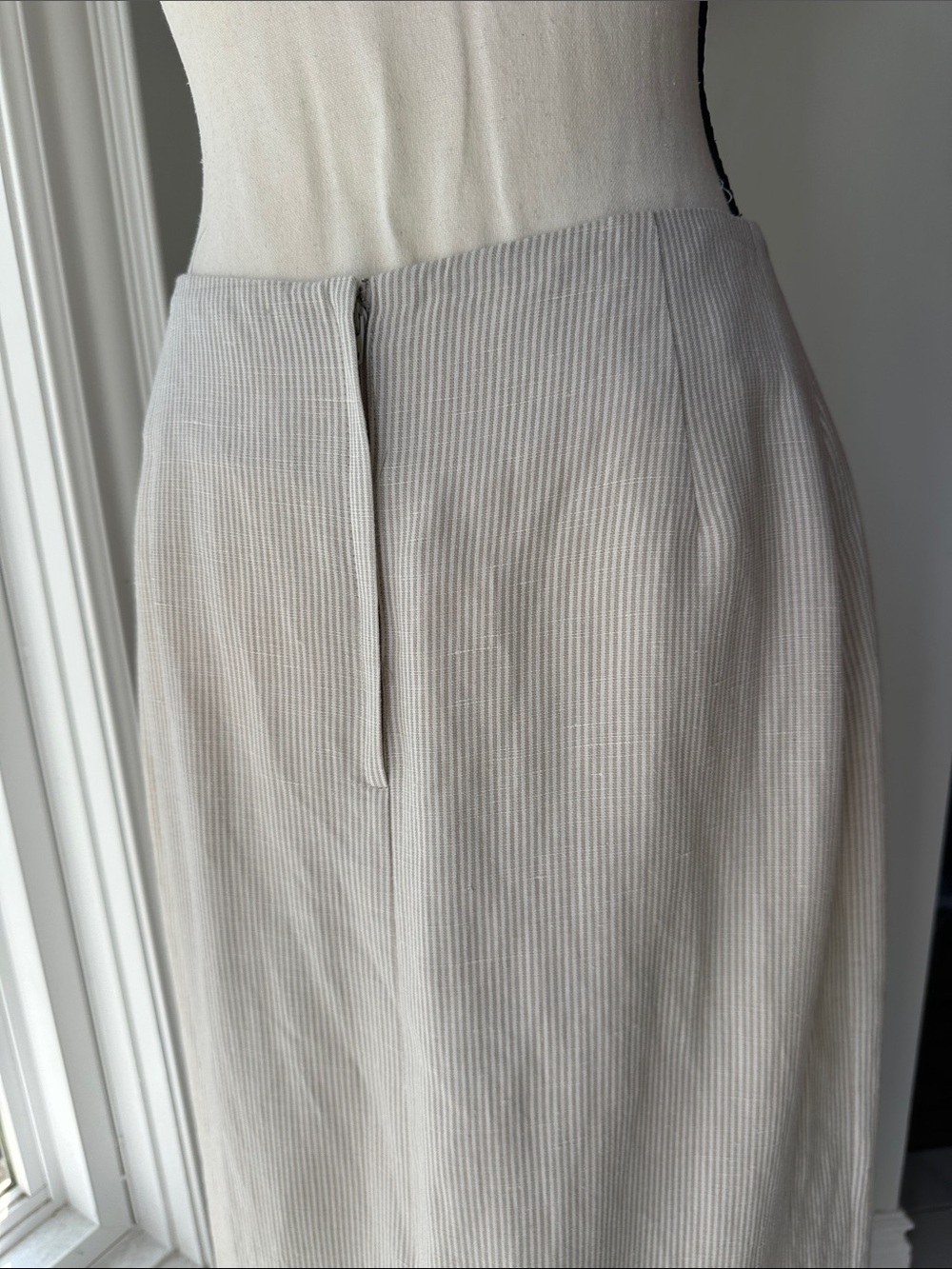 VINTAGE 90s LINEN Classic Cream White Tan Beige Striped Midi Pencil Skirt Medium - Picture 7 of 13